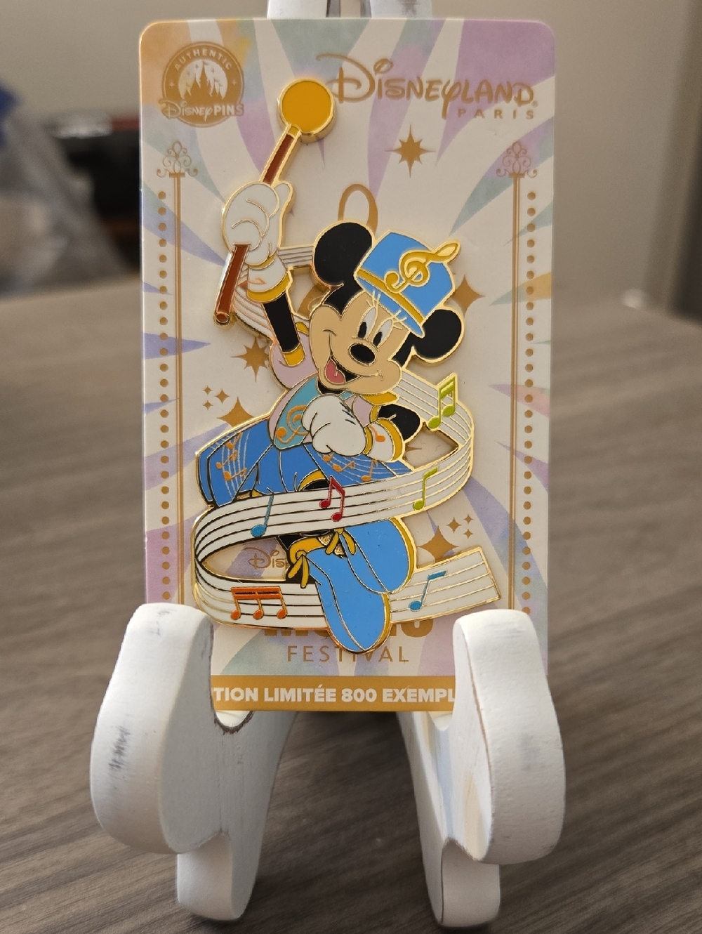 Disneyland Paris Music Festival pin featuring Minnie Mouse